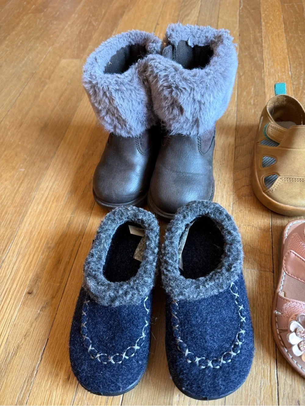Size 5 toddler girls shoes sandals boots osh kosh blowfish ten little